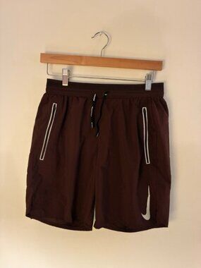 Nike Dri-FIT Flex Stride Men's Running Shorts Burgundy Size S Zip Pockets